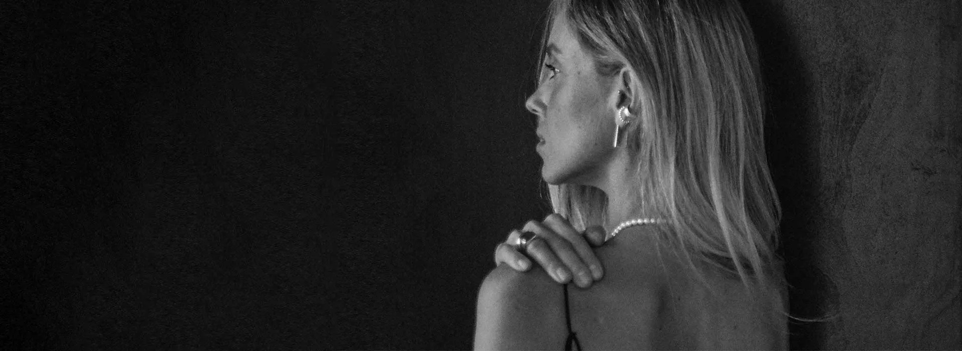 LAU JEWELLERY campaign photography
