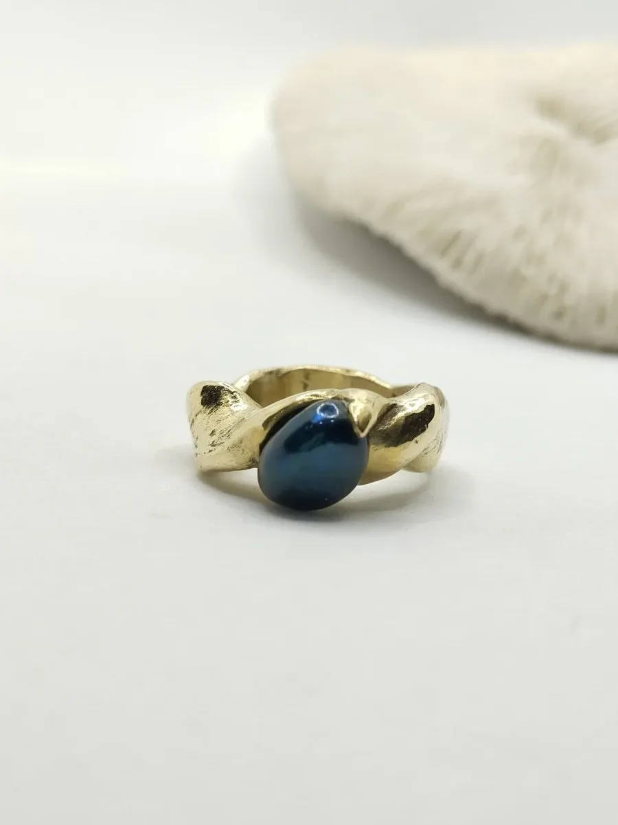 VLV Jewellery: Stones From France, A Store to Match